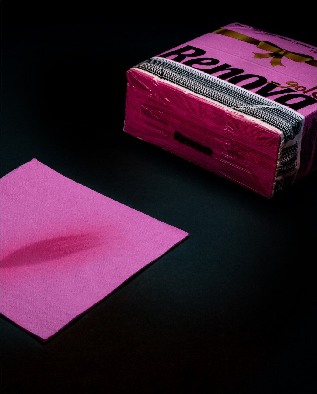 Gold Fucsia Table Napkins