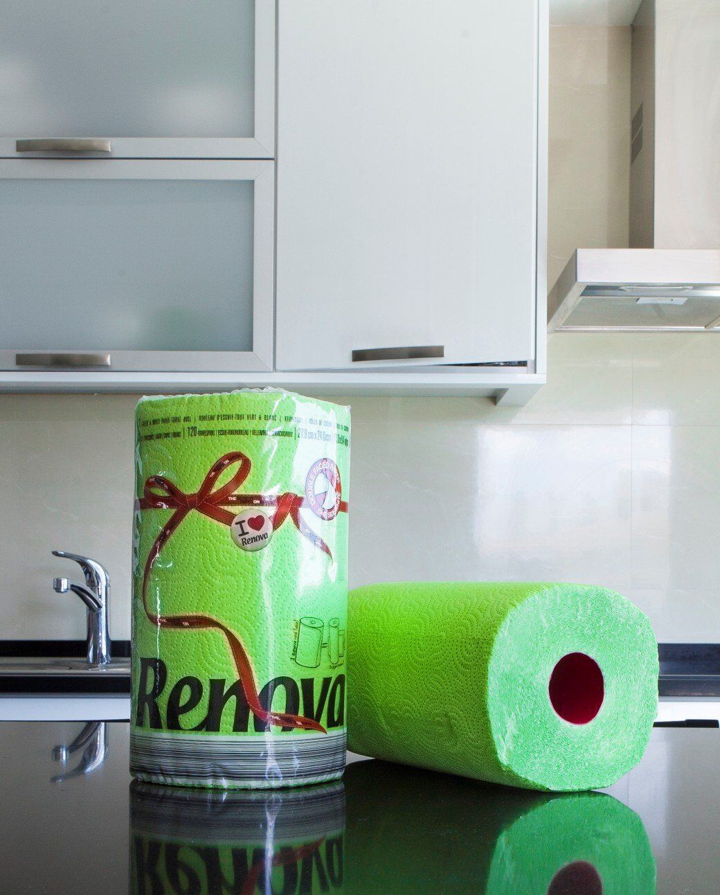 Green Paper Towels 1 Roll